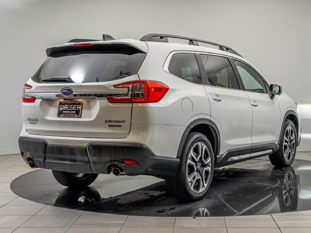 Used 2023 Crystal White Pearl Subaru Limited image 5
