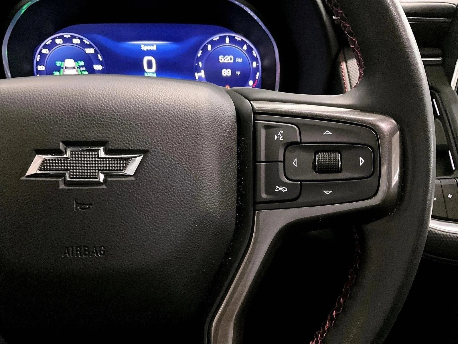 Used 2023 Iridescent Pearl Tricoat Chevrolet RST image 21