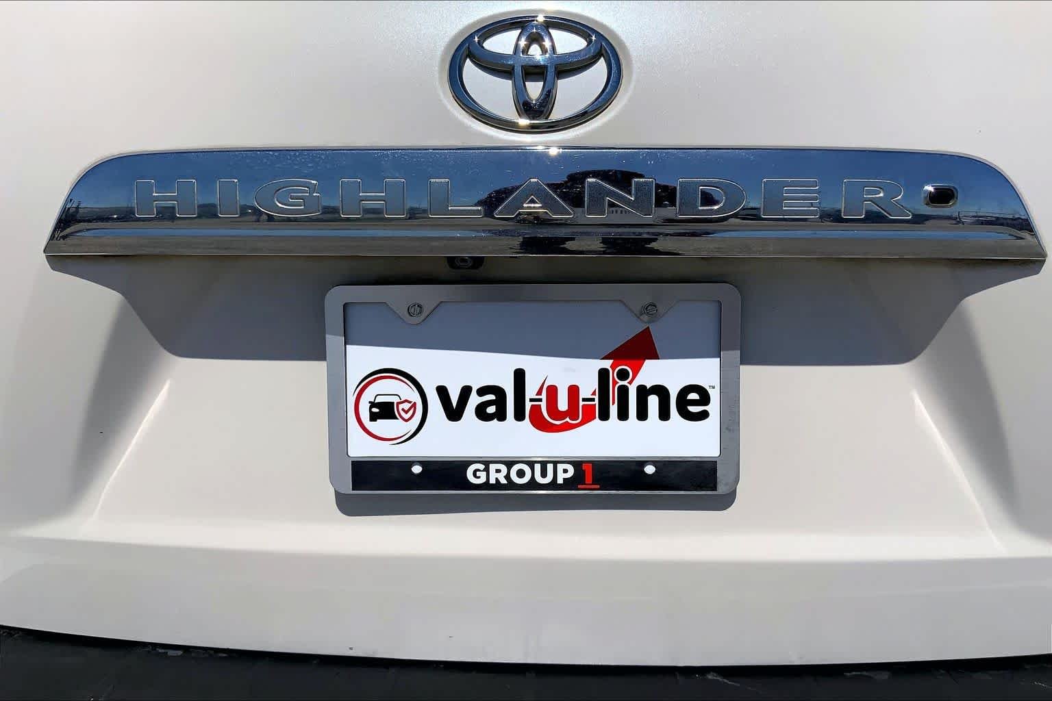 Used 2012 Blizzard Pearl Toyota  image 9