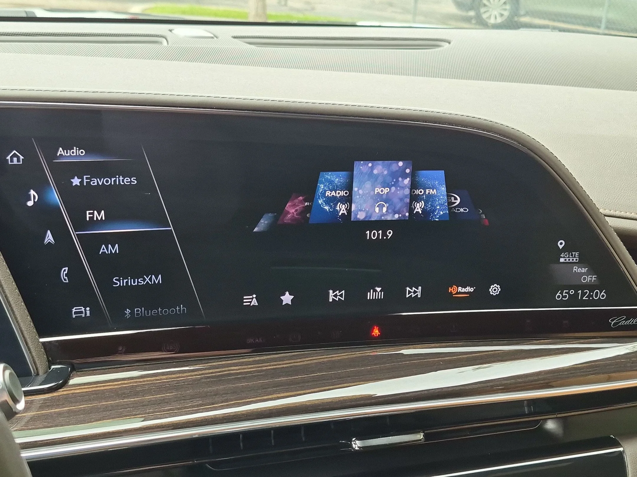 Used 2022 Galactic Gray Metallic Cadillac Premium Luxury image 19