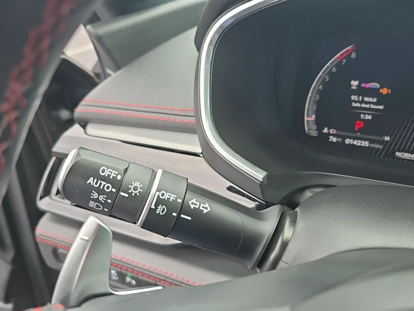 Used 2025 Liquid Carbon Metallic Acura SH-AWD A-SPEC image 24