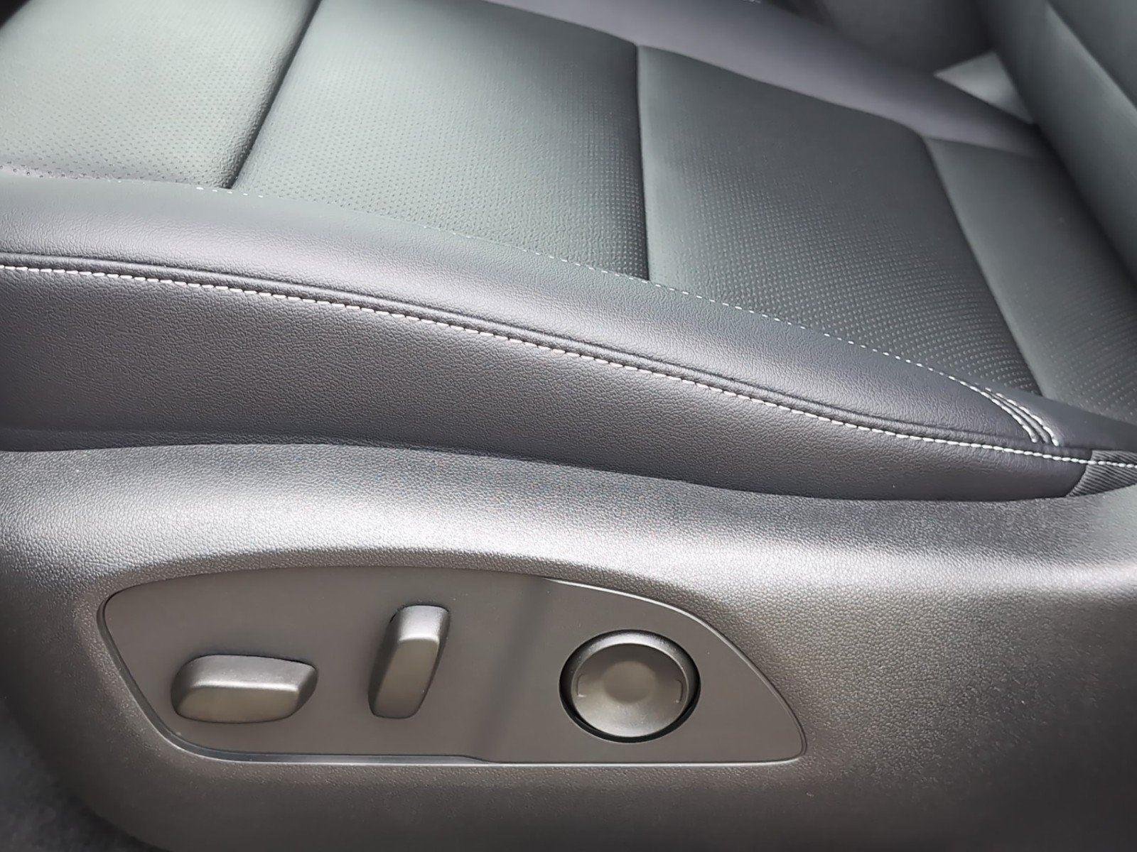 2026 Chevrolet Traverse LT - Photo 20