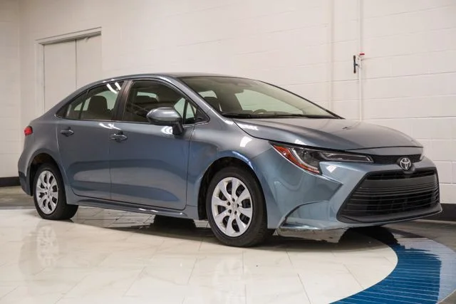 Used 2023 Gray Toyota LE image 5