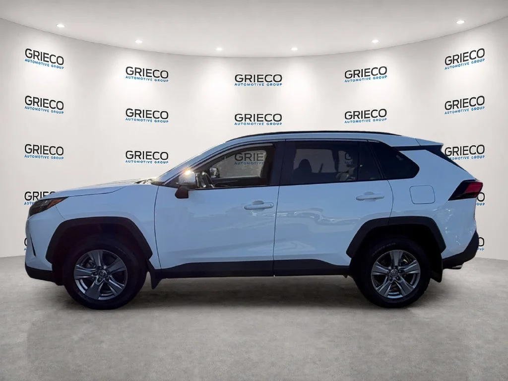 Used 2024 White Toyota XLE image 4