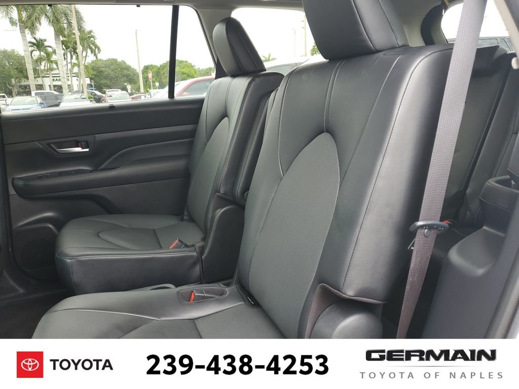 Used 2024 Silver Toyota XLE image 20