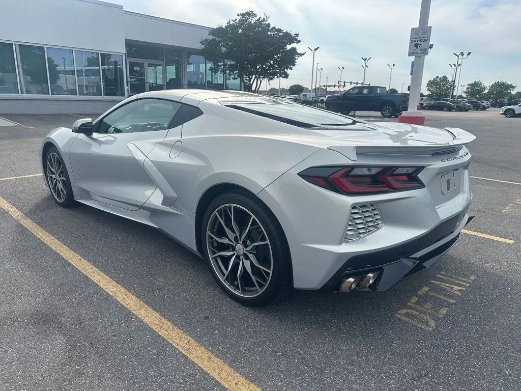 Used 2024 Silver Chevrolet Stingray image 3