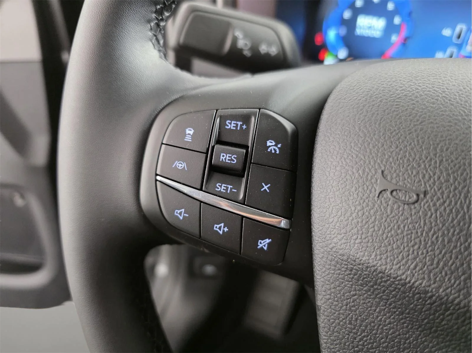 Used 2025 Carbonized Gray Metallic Ford Outer Banks image 30