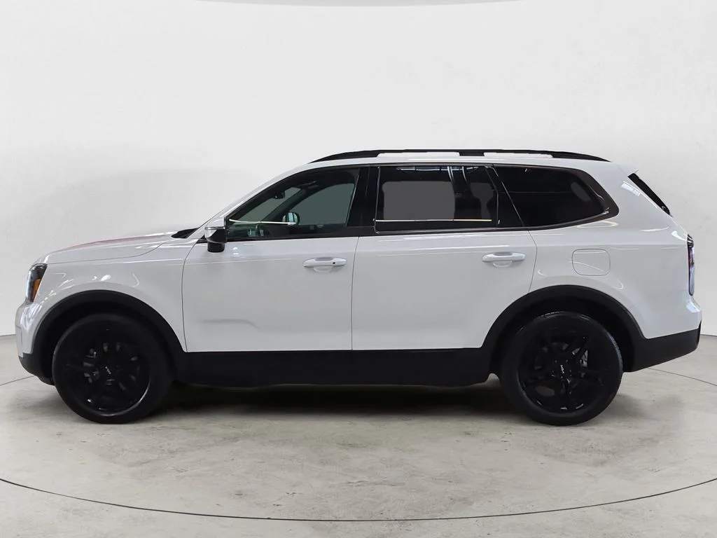 Used 2024 White Kia EX X-Line image 8