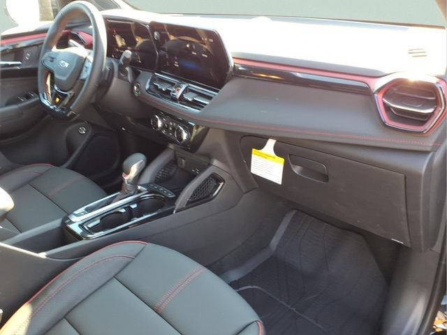 New 2026 Mosaic Black Metallic Chevrolet RS image 21