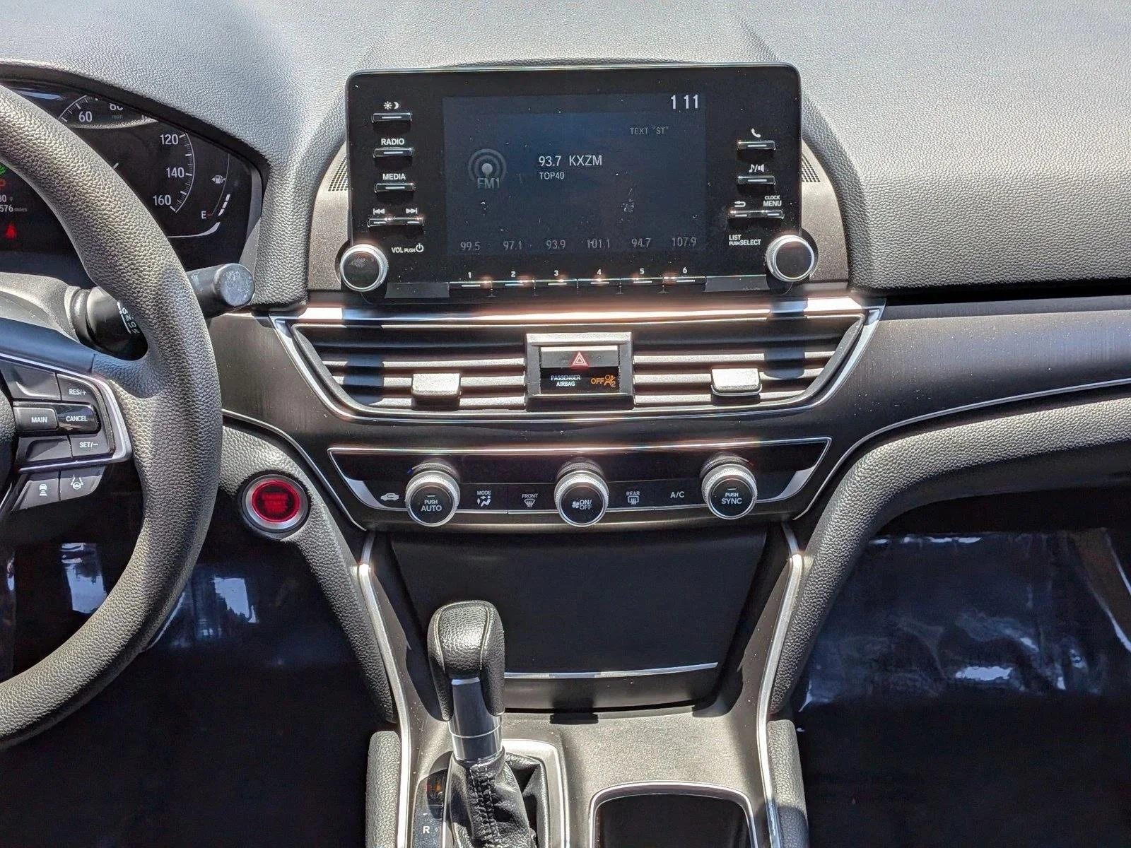 Used 2020 Black Honda LX image 12