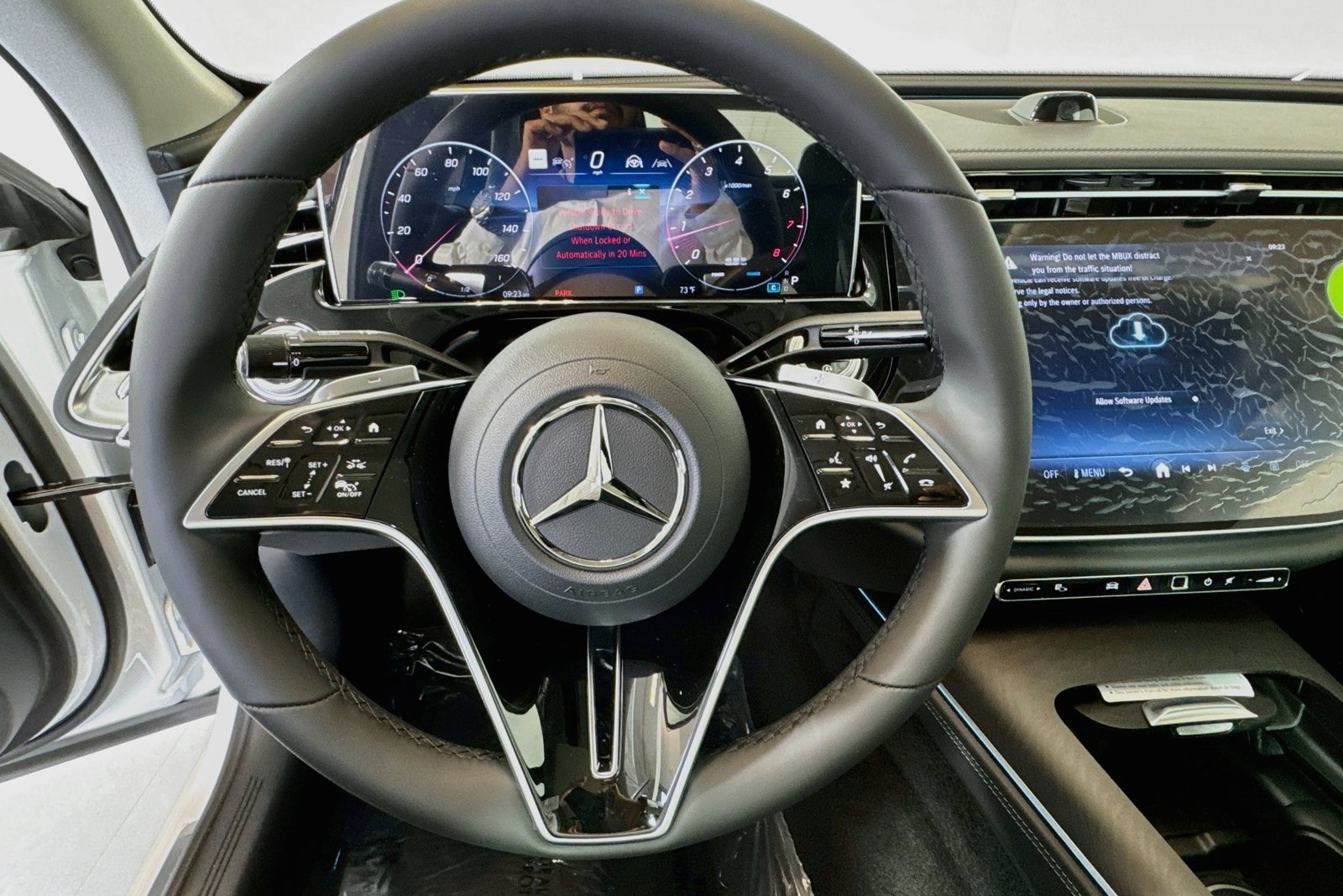 New 2027 Polar White Mercedes-Benz E 350 image 11