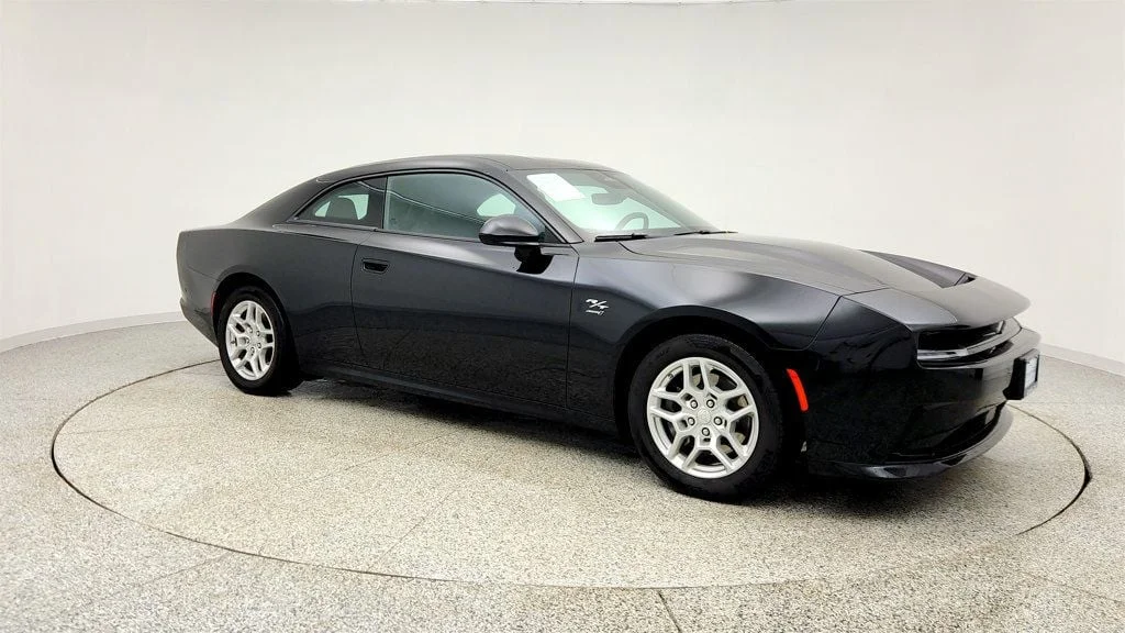 Used 2025 Diamond Black Crystal Pearlcoat Dodge R/T AWD image 3