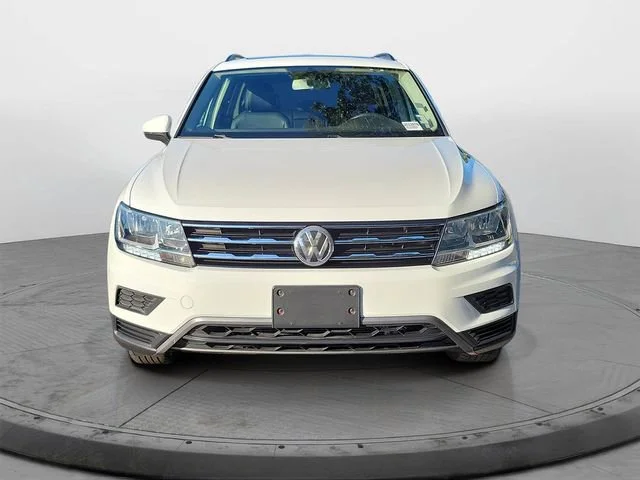 Used 2020 Volkswagen Tiguan SE with VIN 3VV3B7AX4LM001652 for sale in Greenacres, FL