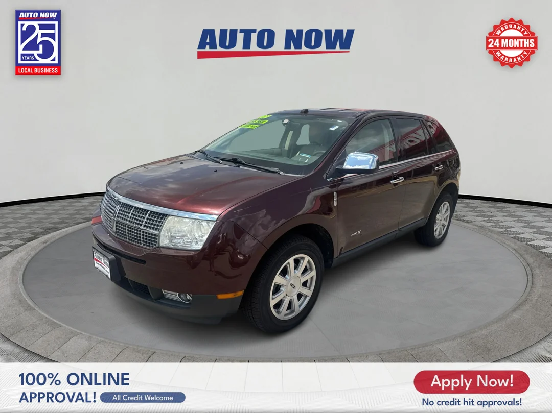 Used 2010 RED Lincoln base image 1
