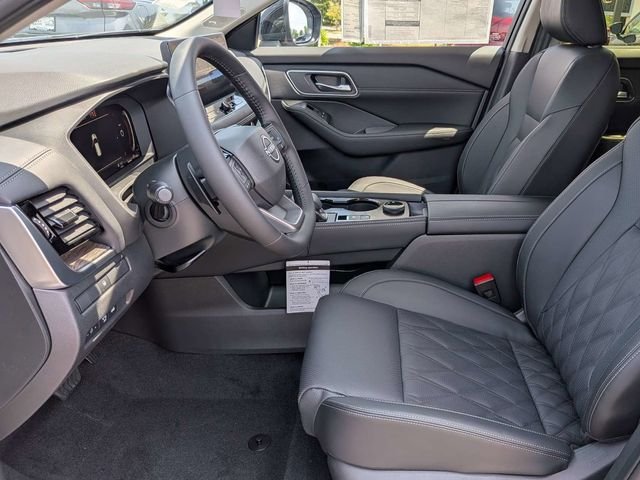 New 2026 Champagne Silver Metallic Nissan Platinum image 19