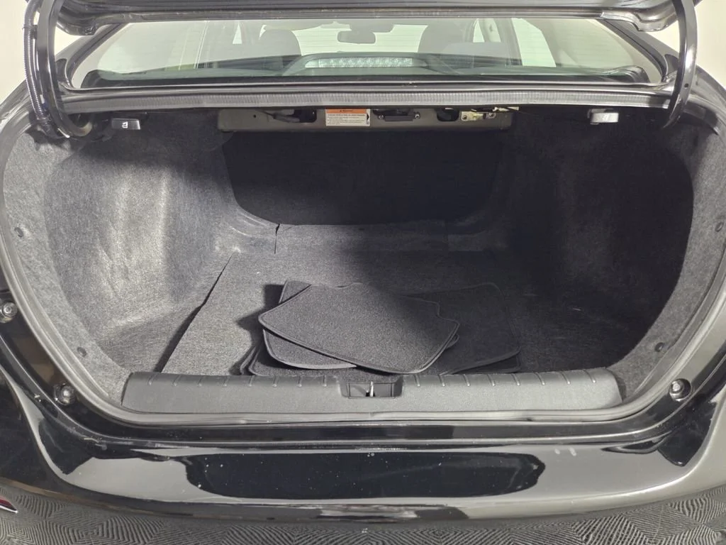 Used 2022 Black Honda EX image 27