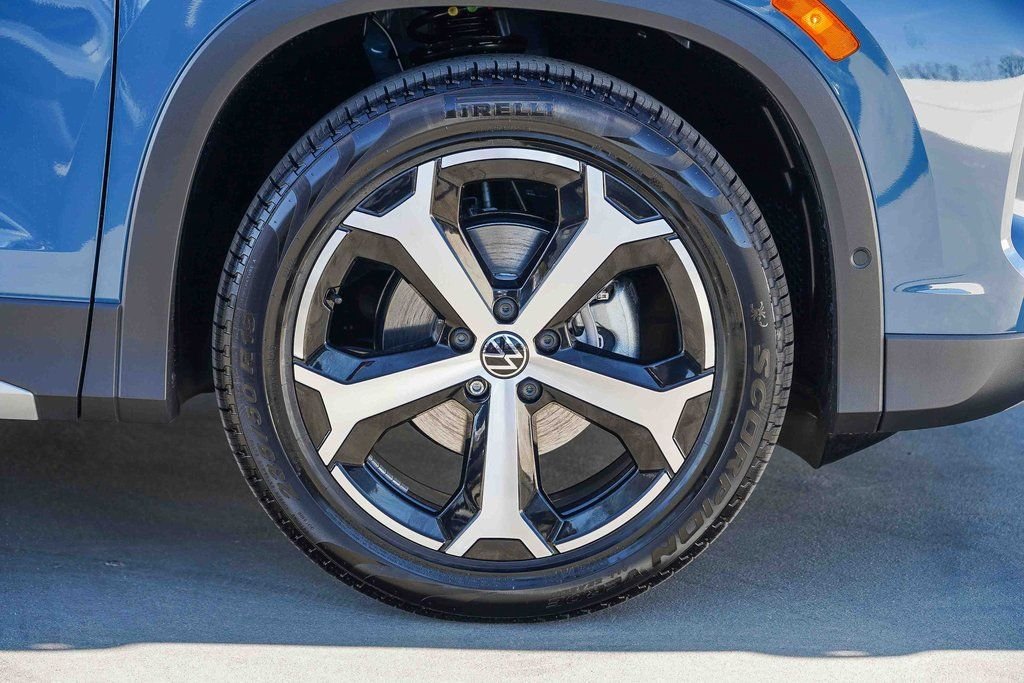2026 Volkswagen Tiguan SE - Photo 10