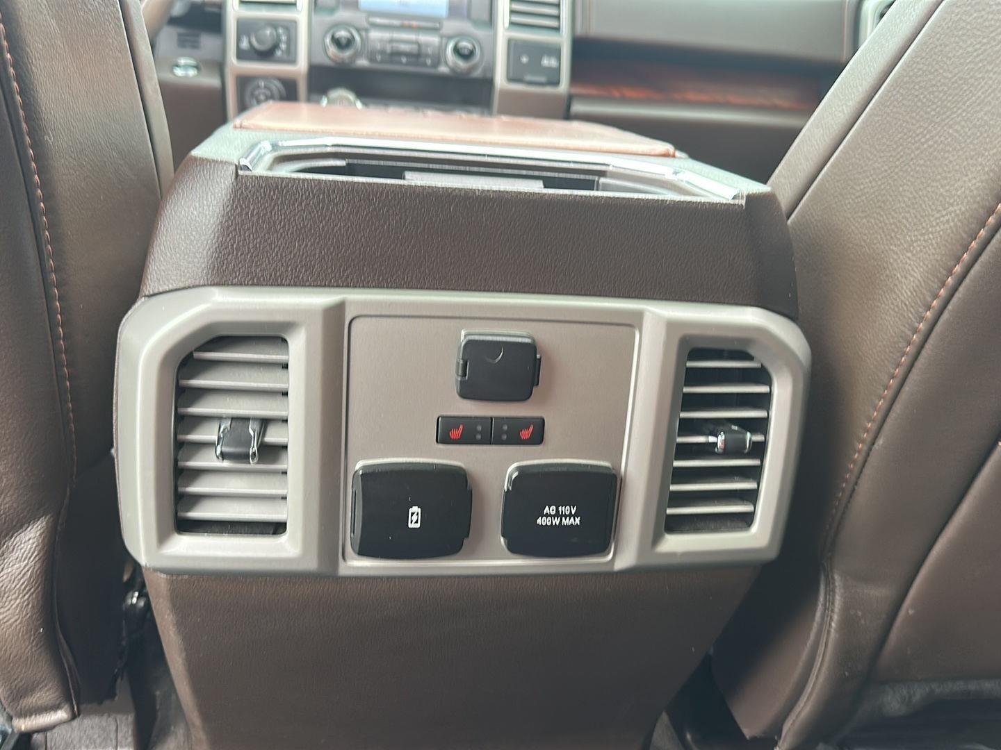 Used 2019 White Platinum Metallic Tri-Coat/Stone Gray Ford King Ranch image 12