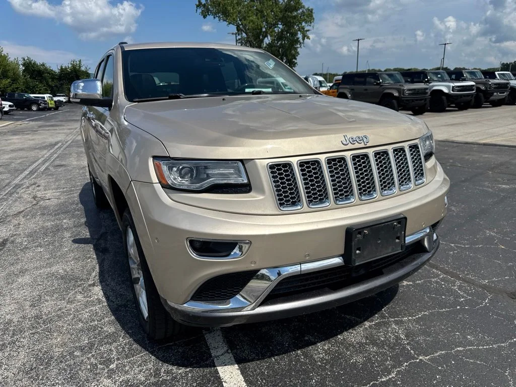 Used 2014 Beige Jeep Summit image 55