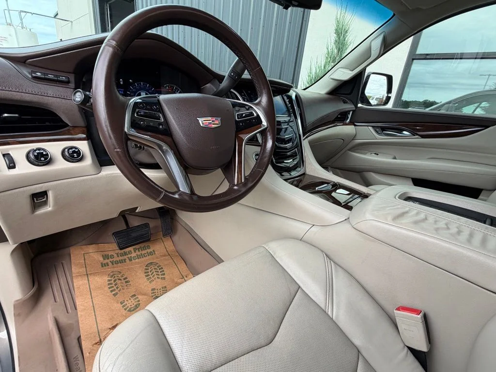Used 2017 Brown Cadillac Premium Luxury image 11