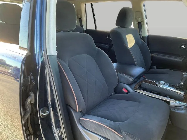 Used 2020 Blue Nissan SV image 30
