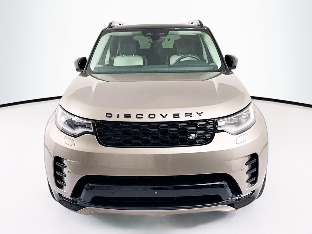 Used 2025 Lantau Bronze Metallic Land Rover Dynamic SE image 2