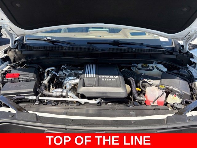 Used 2023 Beige Chevrolet High Country image 13