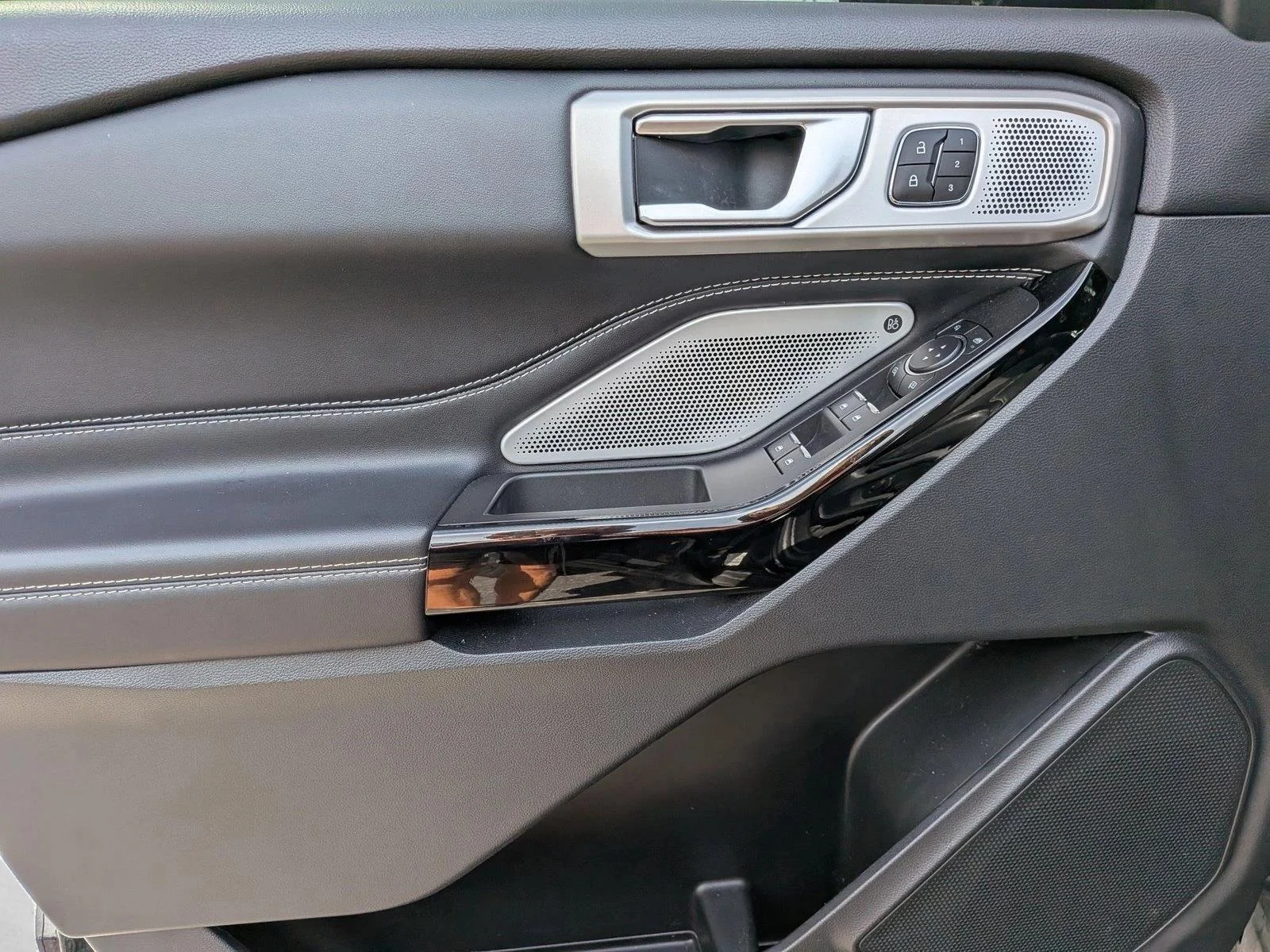 Used 2023 Agate Black Metallic Ford ST image 10