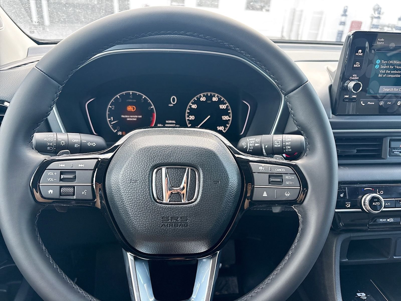 Certified Used 2025 Platinum White Pearl Honda EX-L image 13