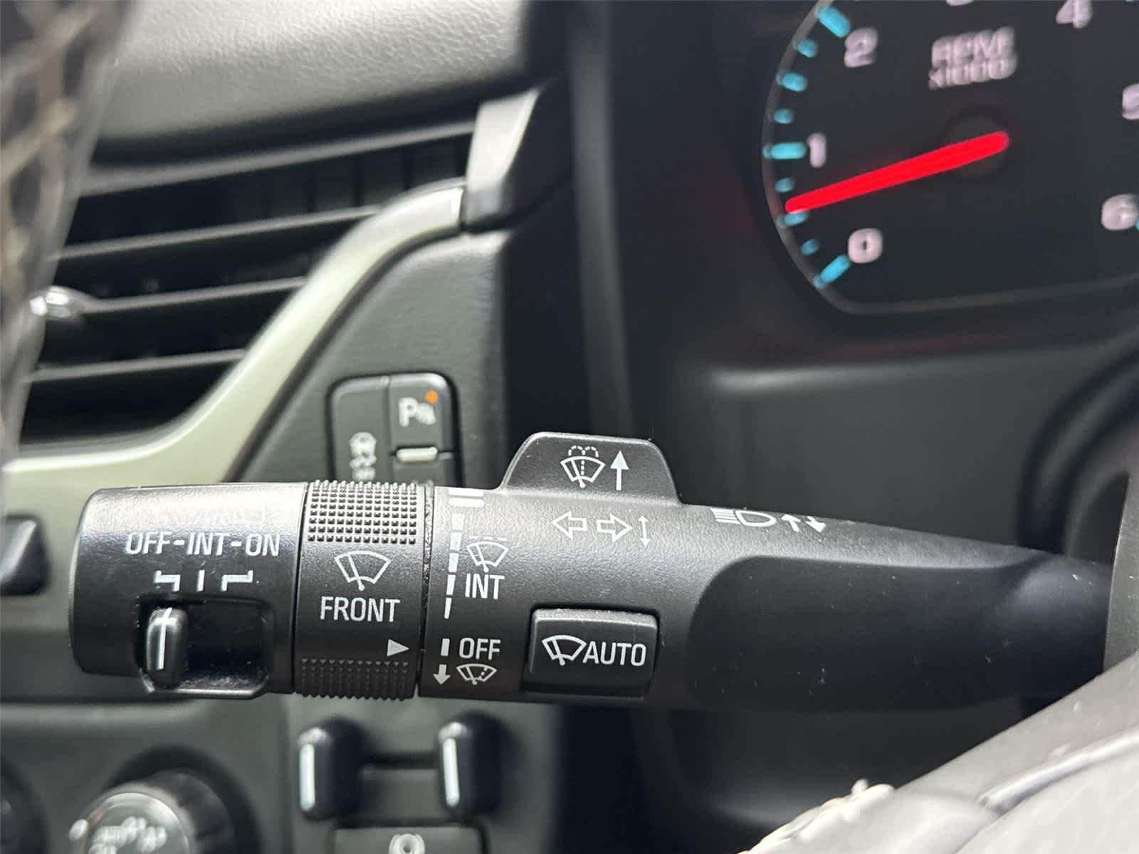 Used 2017 BLACK Chevrolet Premier image 25