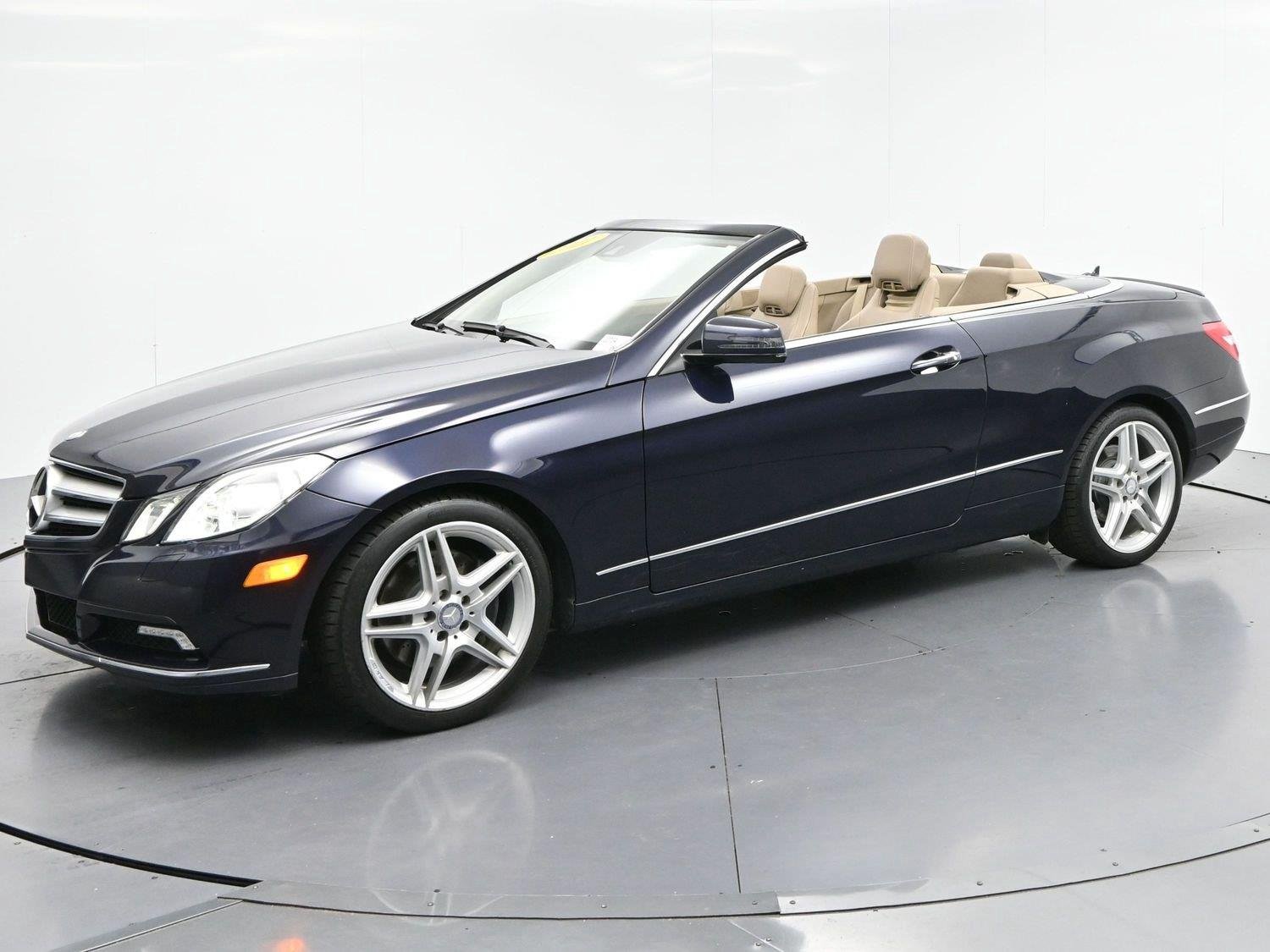 Used 2011 Capri Blue Metallic Mercedes-Benz E 350 image 3