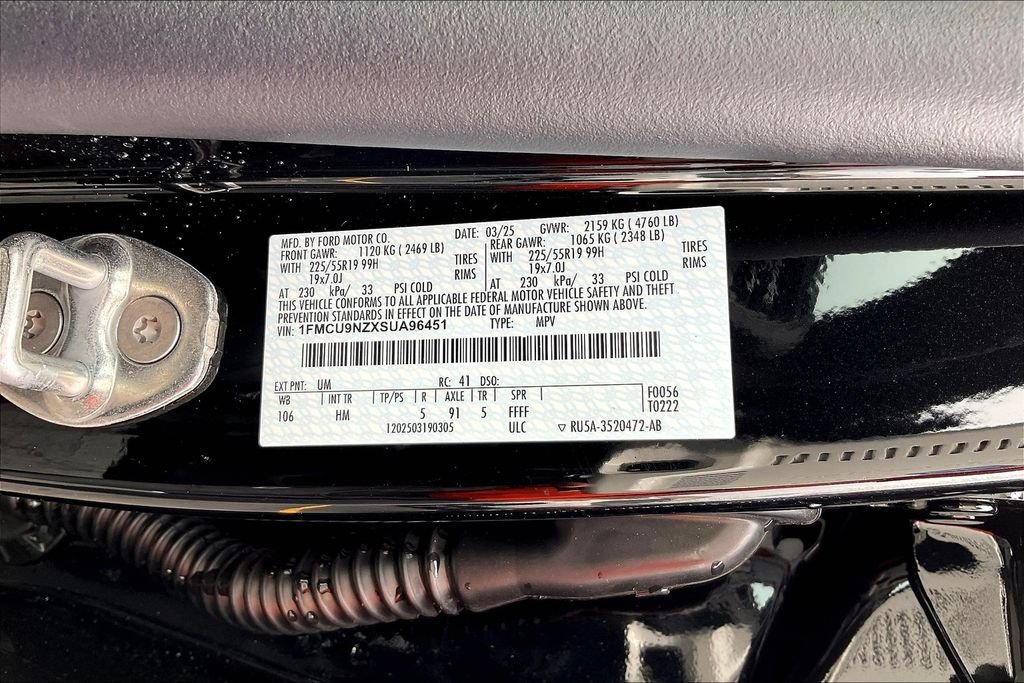 2025 Ford Escape Hybrid ST-Line Select - Photo 13