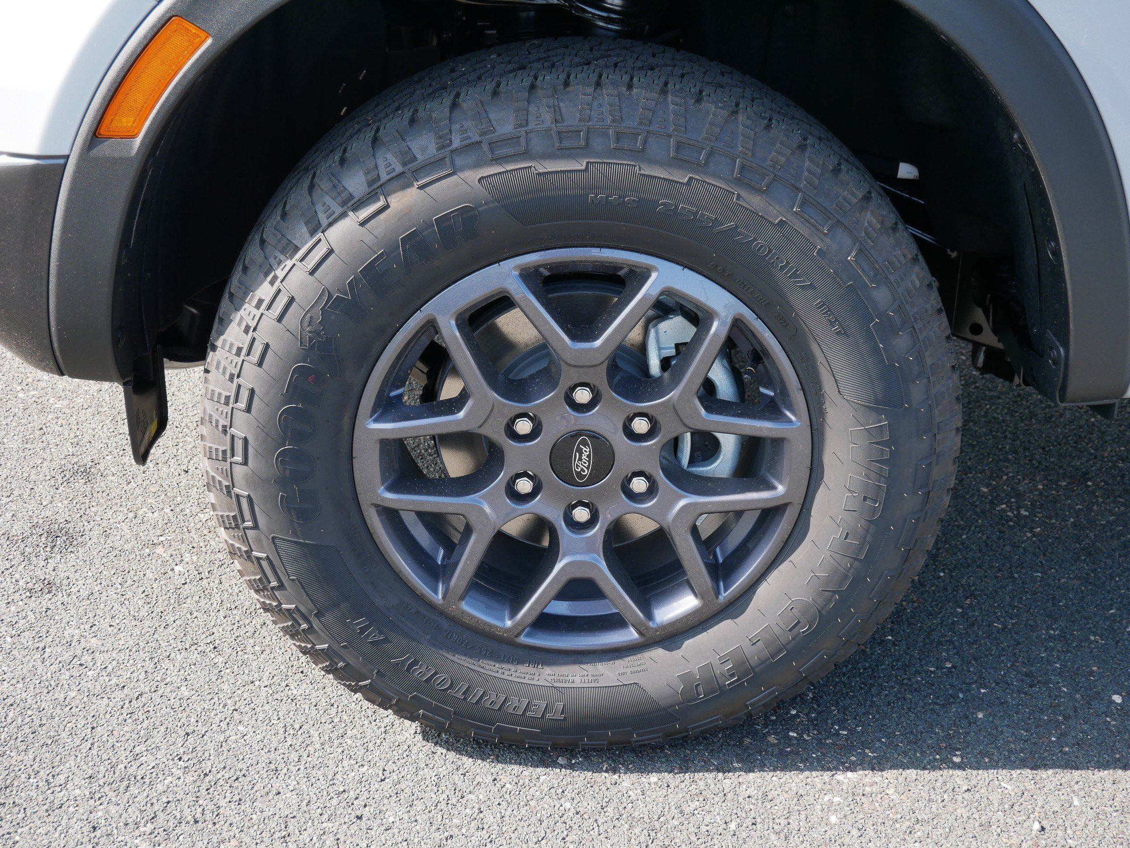 New 2026 Avalanche Ford XLT image 6