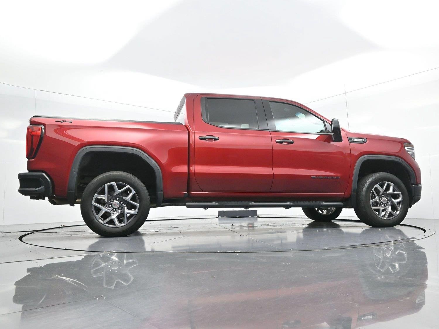 Used 2022 CAYENNE RED TINTCOAT GMC SLT image 52