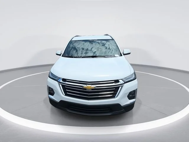 Used 2023 White Chevrolet LT image 3