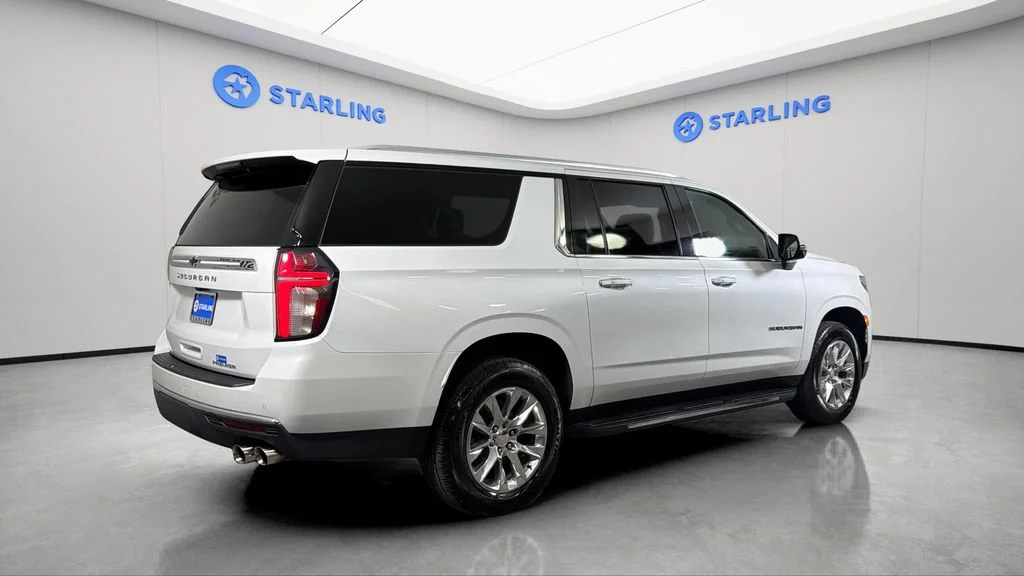 Used 2021 IRIDESCENT PEARL TRICOAT Chevrolet Premier image 9
