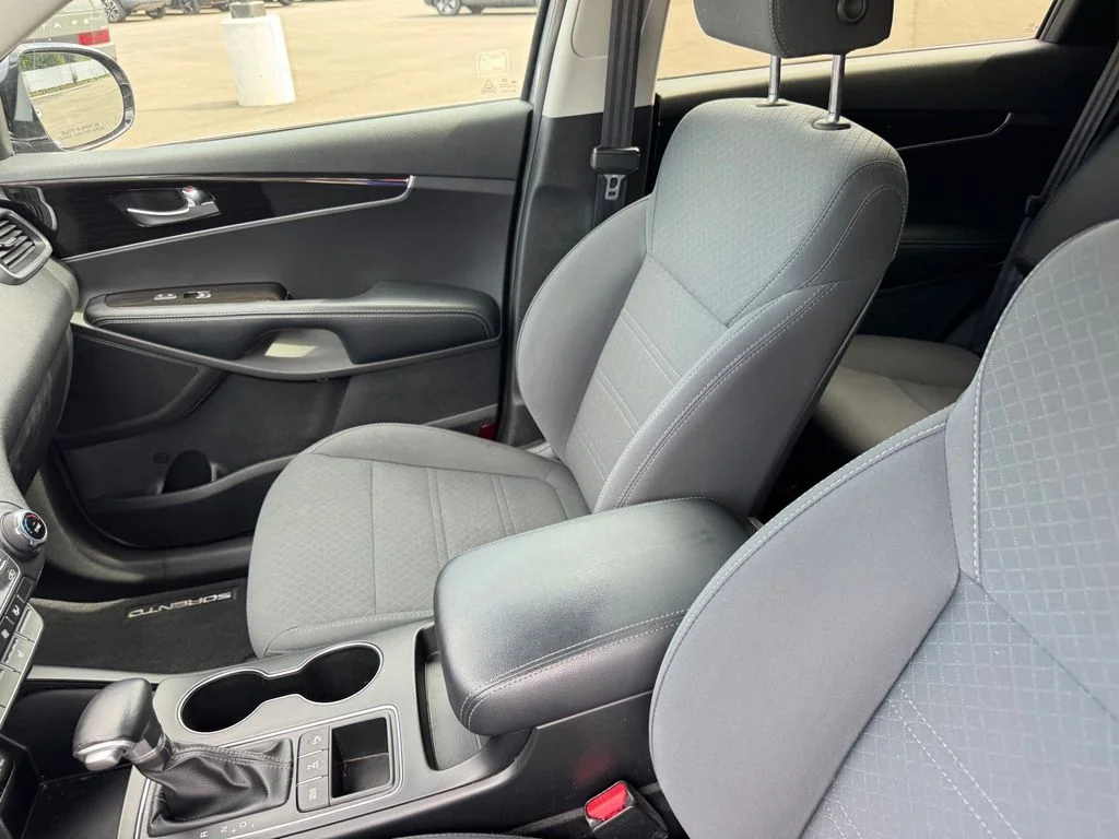 Used 2019 Silver Kia LX image 10