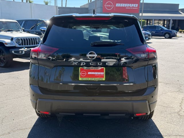Used 2025 Black Nissan SV image 6