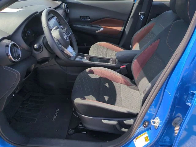 Used 2023 Blue Nissan SR image 14