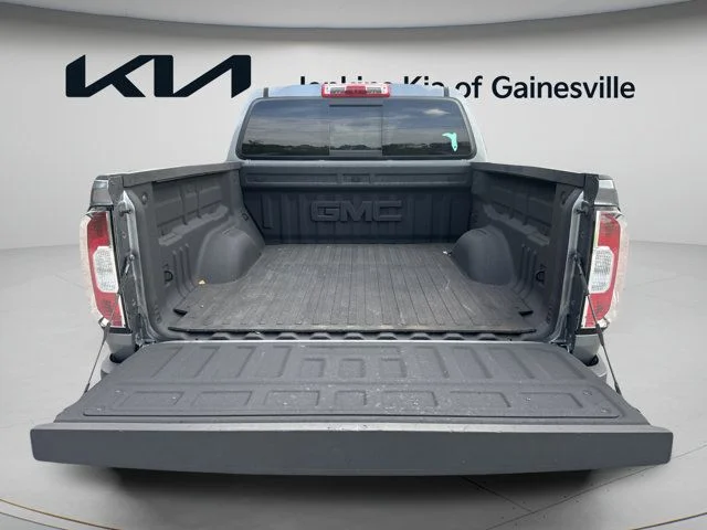 Used 2022 Gray GMC Elevation image 9