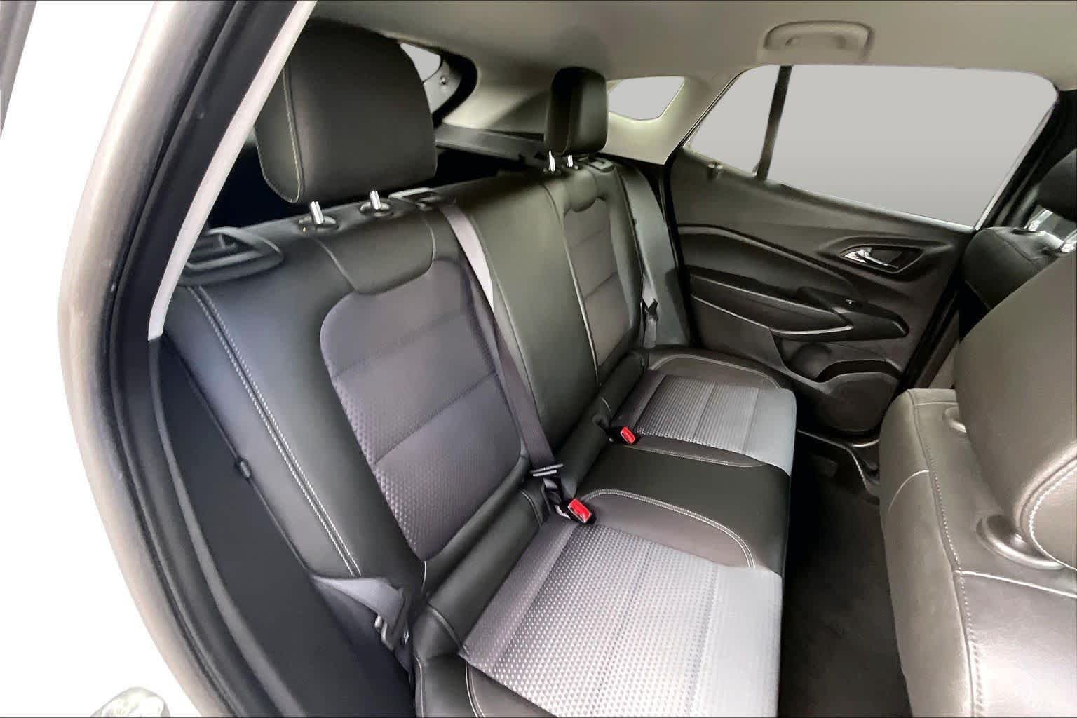 2025 Chevrolet Trax LT - Photo 19