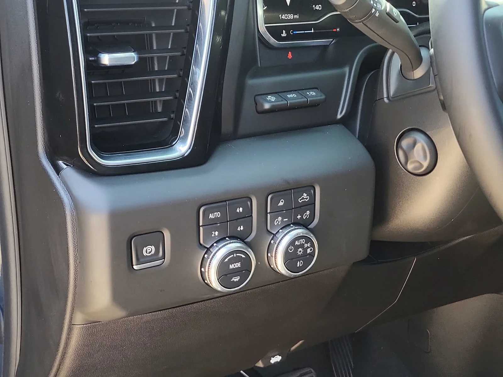 Certified Used 2025 Downpour Metallic GMC Denali image 18