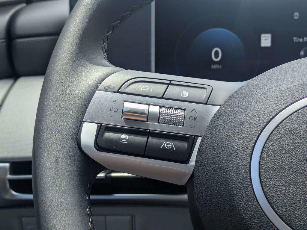 New 2026 Silver Hyundai SEL Premium FWD image 27