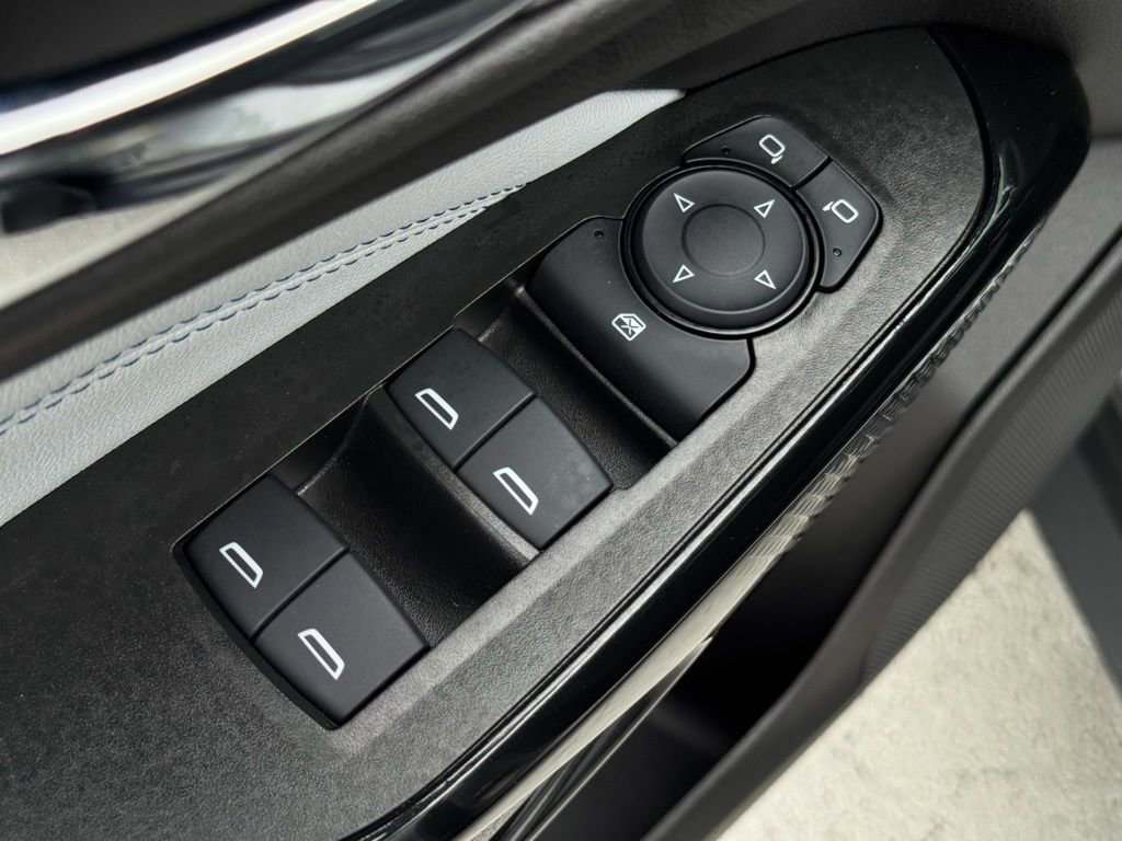 2025 Chevrolet Trax LT - Photo 22