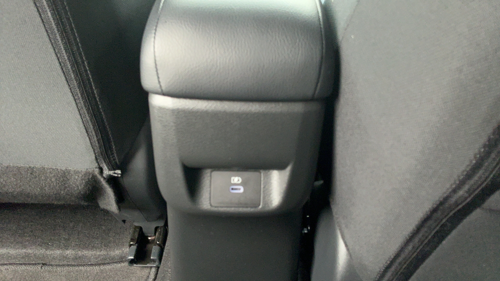 Certified Used 2025 Silver Nissan 1.6 SV image 38