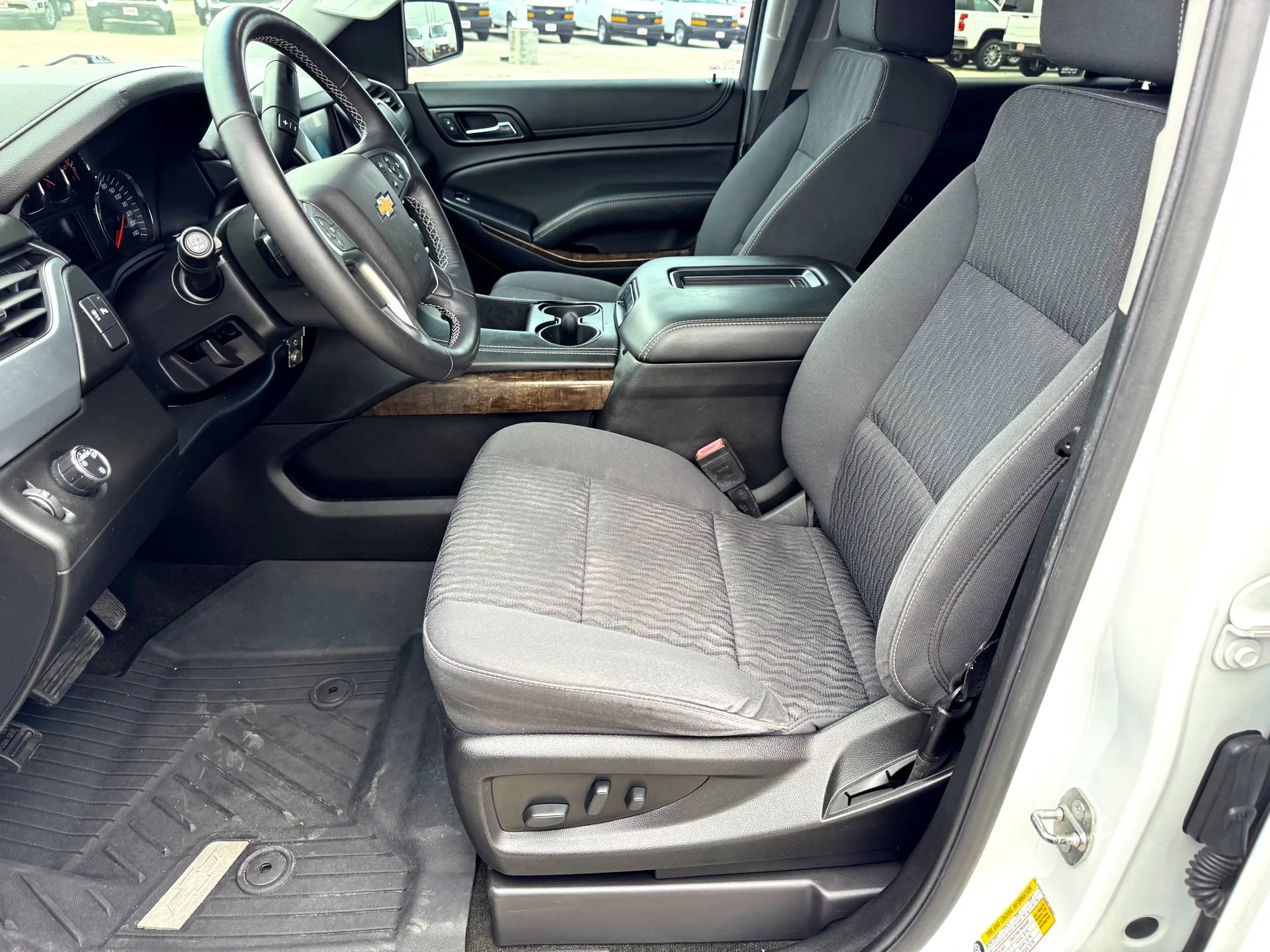 Used 2018 Summit White Chevrolet LS image 12