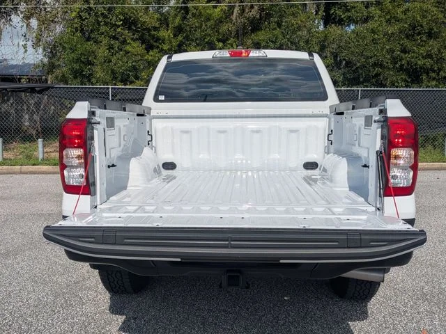 Certified Used 2025 Oxford White Ford XL image 13