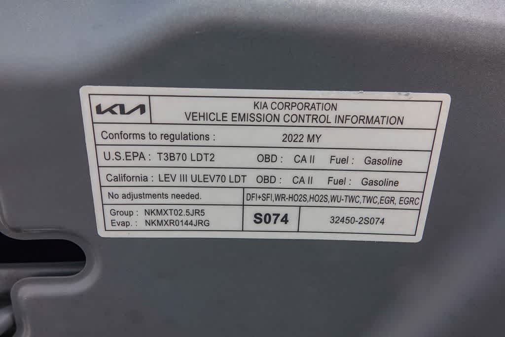 Certified Used 2022 Everlasting Silver Kia LX image 27