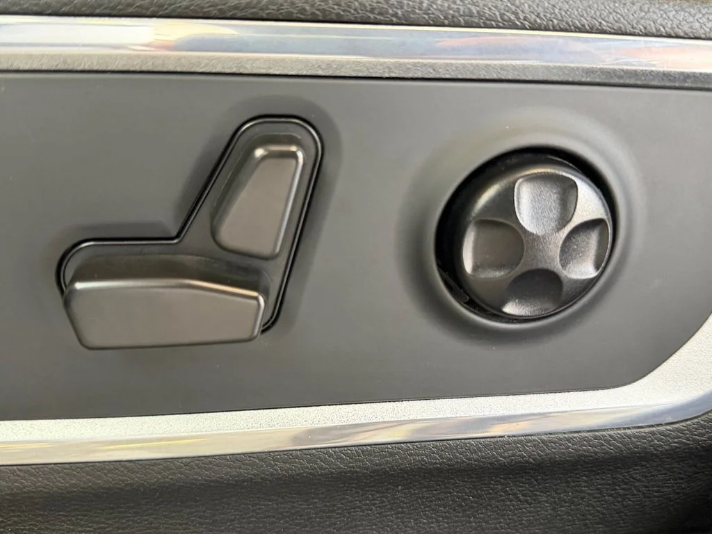 Used 2021 Black Ram Laramie image 28