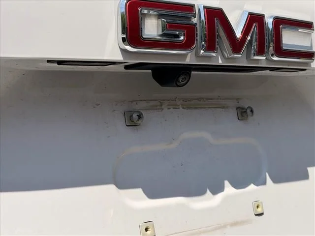 Used 2026 White GMC Elevation image 18